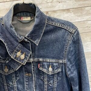 Vintage Levi's Womens M Jean Jacket Red Tab 90's Y2K Button Up Med Wash Trucker